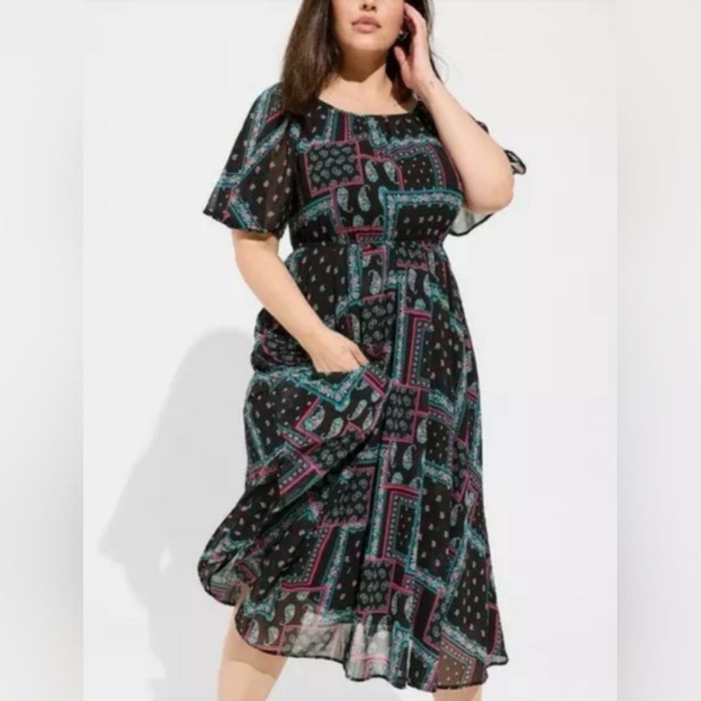 Torrid Women's Black With Pink and Green Paisley Print Midi Dress SIZE 2